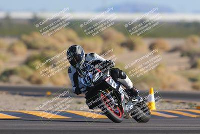 media/Nov-06-2023-Moto Forza (Mon) [[ce023d0744]]/3-Intermediate Group/Session 5 (Turn 4)/